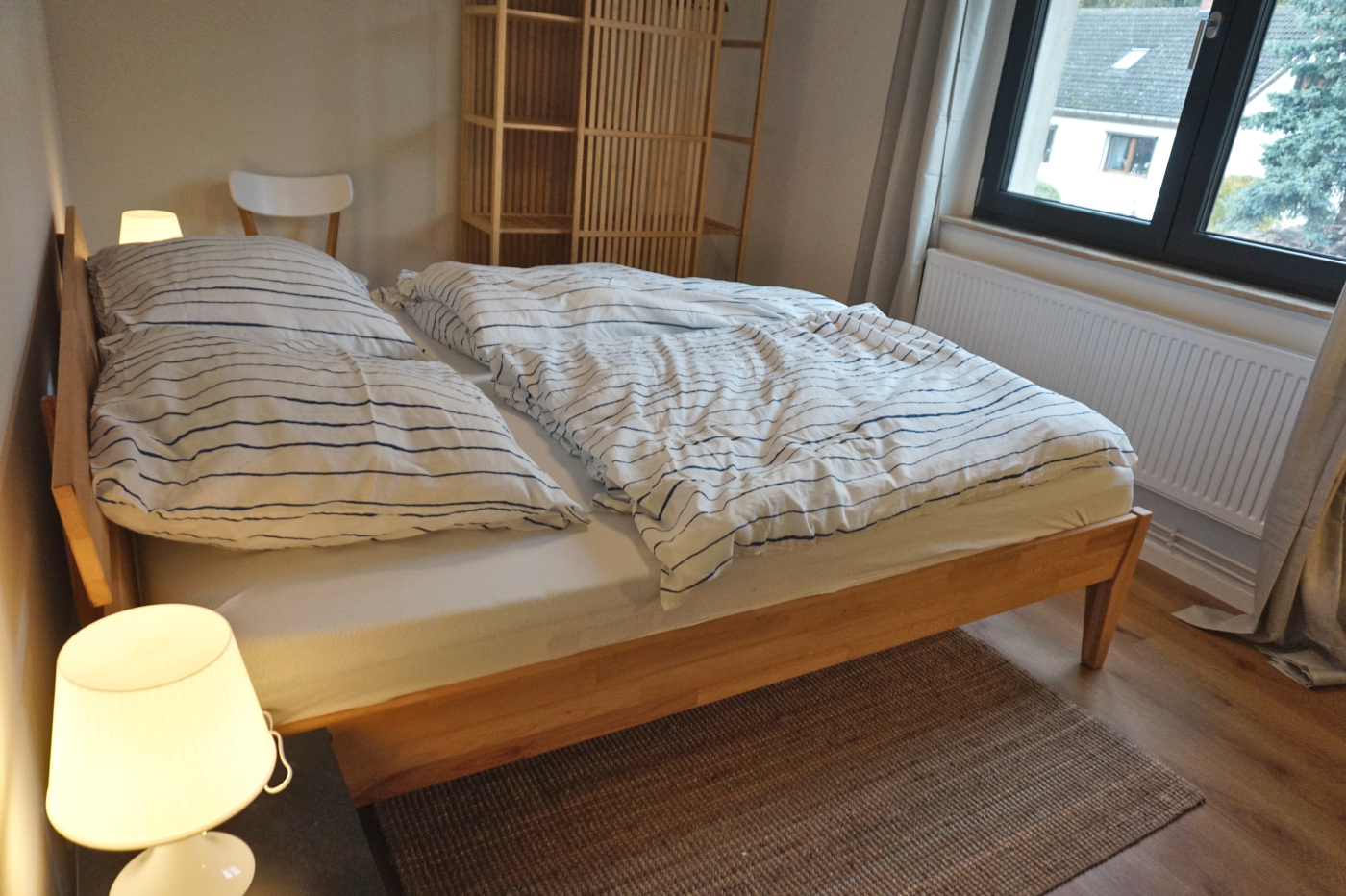 Schlafzimmer 1
